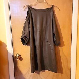 Bcbg leather adjustable off the shoulder zipper greenish grey size xxs